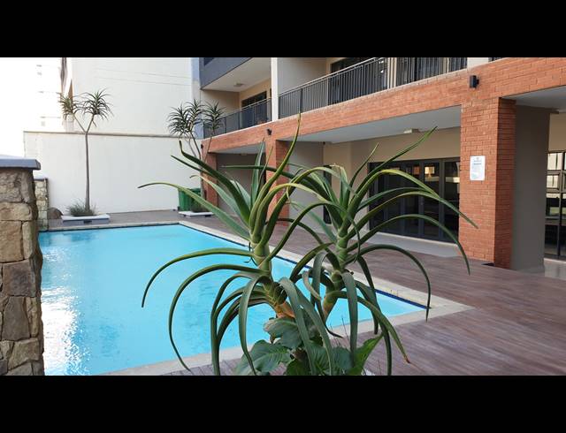 2 BEDROOM APARTMENT FOR SALE IN UMHLANGA RIDGE
